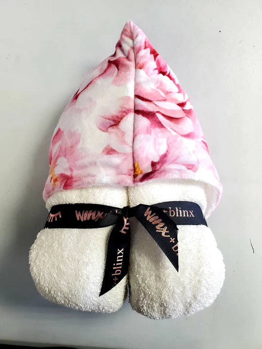 Winx & Blinx Floral Hooded Towel