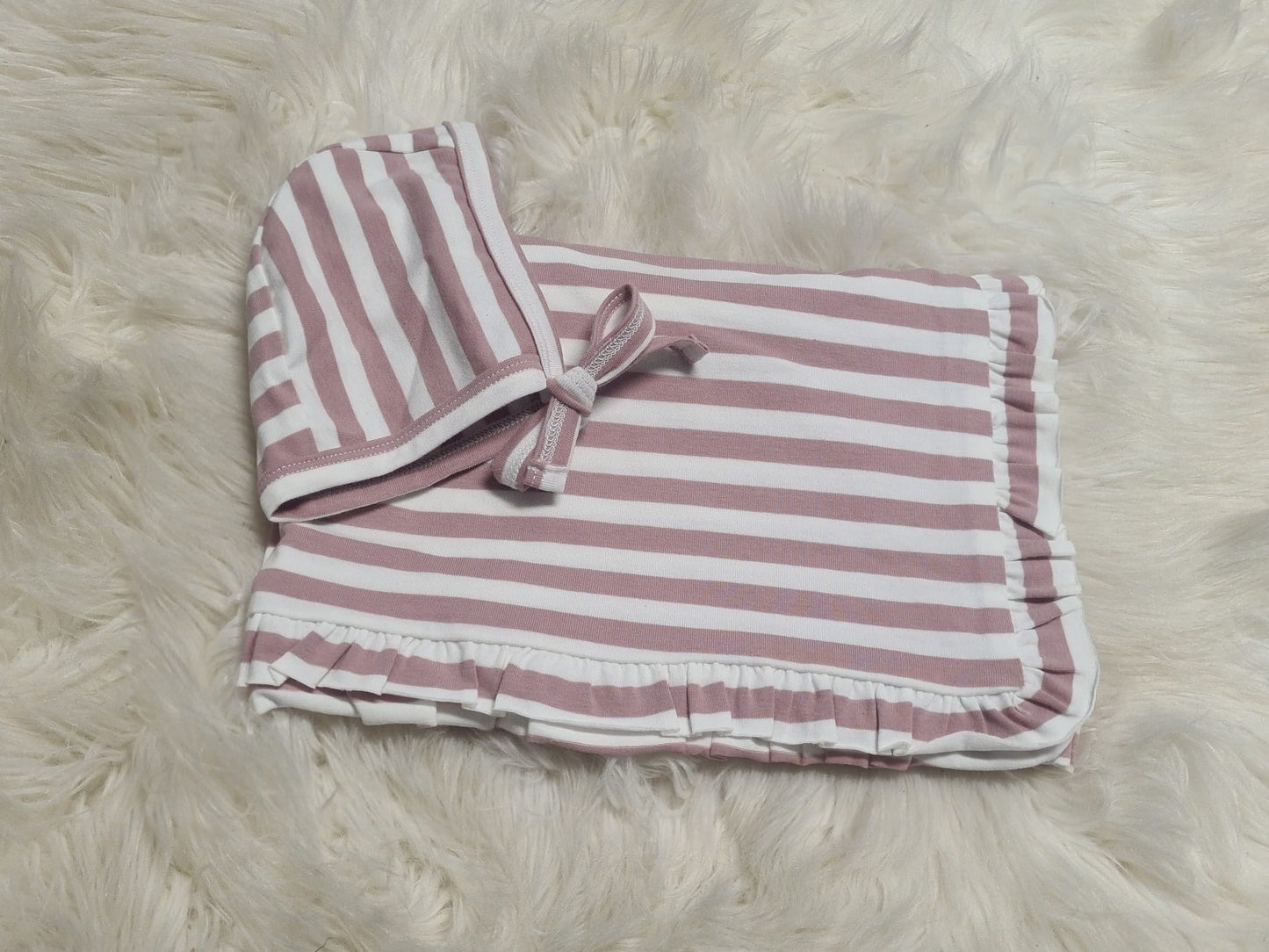 Layette Swaddle Sets